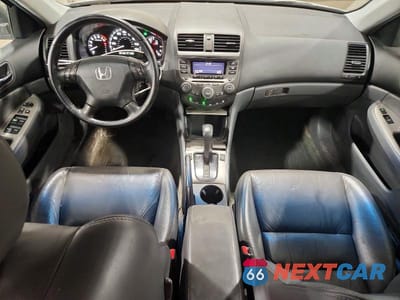 Zdjęcie 8 z 12 samochodu: 2006 HONDA ACCORD EX VIN:1HGCM66586A060460 - miniatura