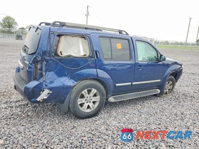 Trzecie zdjęcie samochodu z tyłu: 2011 NISSAN PATHFINDER S VIN:5N1AR1NB5BC614727 - miniatura