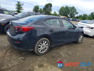 Trzecie zdjęcie samochodu z tyłu: 2017 MAZDA 3 SPORT VIN:3MZBN1U75HM153535 - miniatura