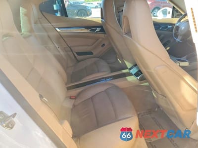 Zdjęcie 10 z 12 samochodu: 2012 PORSCHE PANAMERA 2 VIN:WP0AA2A73CL072726 - miniatura