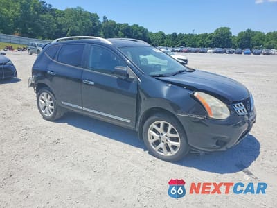 Czwarte zdjęcie samochodu z boku: 2011 NISSAN ROGUE S VIN:JN8AS5MV1BW679184 - miniatura