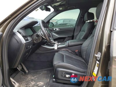 Zdjęcie 7 z 14 samochodu: 2023 BMW X5 M50I VIN:5UXJU4C0XP9R58773 - miniatura