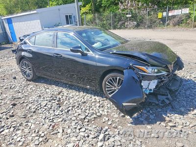 Czwarte zdjęcie samochodu z boku: 2023 LEXUS ES 300H BASE VIN:58ADA1C13PU034062 - miniatura