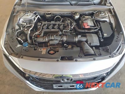 Zdjęcie 11 z 13 samochodu: 2018 HONDA ACCORD TOURING VIN:1HGCV1F90JA069441 - miniatura