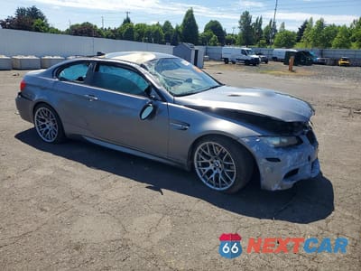 Czwarte zdjęcie samochodu z boku: 2011 BMW M3 VIN:WBSKG9C56BE645279 - miniatura