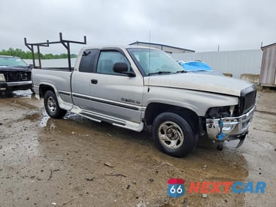 Czwarte zdjęcie samochodu z boku: 1999 DODGE RAM 1500 VIN:1B7HC13Y7XJ557140 - miniatura