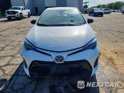 Piąte zdjęcie samochodu w środku: 2019 TOYOTA COROLLA SE VIN:5YFBURHE1KP920505 - miniatura