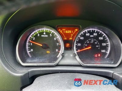 Zdjęcie 9 z 13 samochodu: 2014 NISSAN VERSA NOTE SV VIN:3N1CE2CP2EL350875 - miniatura