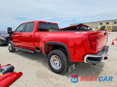 Drugie zdjęcie samochodu z przodu: 2026 CHEVROLET SILVERADO K3500 LT VIN:1GC4KTEY9TF129531 - miniatura