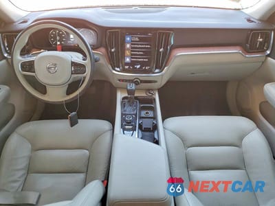 Zdjęcie 8 z 12 samochodu: 2021 VOLVO S60 T5 MOMENTUM VIN:7JR102FK3MG095628 - miniatura