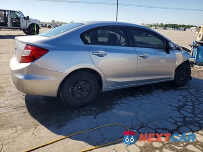 Trzecie zdjęcie samochodu z tyłu: 2012 HONDA CIVIC LX VIN:19XFB2F5XCE085055 - miniatura