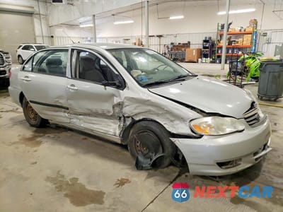 Czwarte zdjęcie samochodu z boku: 2004 TOYOTA COROLLA SEDAN 2WD VIN:1NXBR32E04Z191129 - miniatura