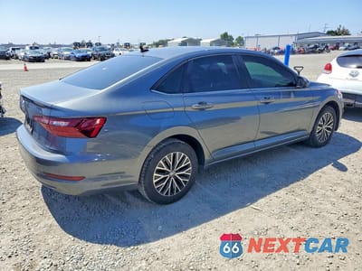 Trzecie zdjęcie samochodu z tyłu: 2021 VOLKSWAGEN JETTA VIN:3VWC57BU7MM097382 - miniatura
