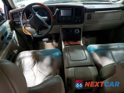 Zdjęcie 8 z 12 samochodu: 2002 CADILLAC ESCALADE EXT VIN:3GYEK63N52G236503 - miniatura