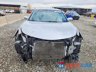Piąte zdjęcie samochodu w środku: 2015 NISSAN ALTIMA 2.5 SV VIN:1N4AL3APXFC141258 - miniatura