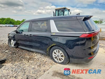Drugie zdjęcie samochodu z przodu: 2023 KIA CARNIVAL LX VIN:KNDNB4H30P6205511 - miniatura