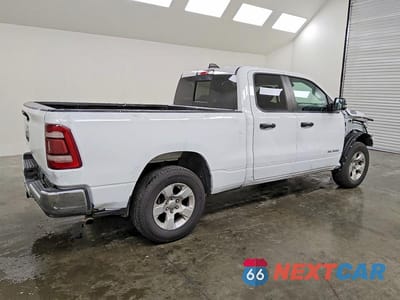 Trzecie zdjęcie samochodu z tyłu: 2024 RAM 1500 BIG HORN VIN:1C6RREBG0RN140271 - miniatura