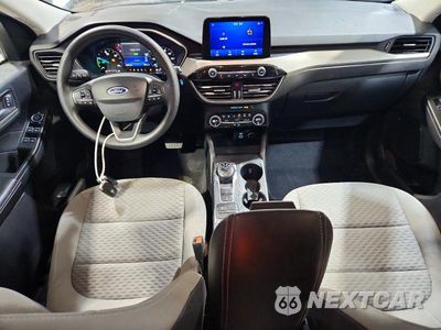 Zdjęcie 8 z 13 samochodu: 2021 FORD ESCAPE SE VIN:1FMCU9BZ1MUA82817 - miniatura