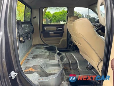 Zdjęcie 6 z 12 samochodu: 2015 RAM 2500 LARAMIE VIN:3C6UR5FL7FG673076 - miniatura