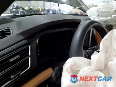 Zdjęcie 9 z 13 samochodu: 2026 VOLKSWAGEN ATLAS CROSS SPORT SEL R-LINE BLACK VIN:1V2AC2CA8TC219561 - miniatura