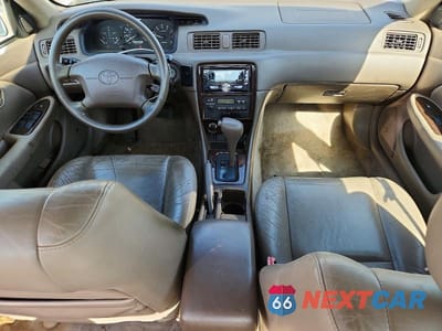 Zdjęcie 8 z 12 samochodu: 2000 TOYOTA CAMRY XLE V6 VIN:4T1BF28K5YU954834 - miniatura