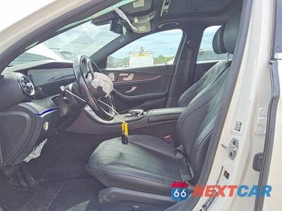 Zdjęcie 7 z 12 samochodu: 2020 MERCEDES-BENZ E 350 4MATIC VIN:WDDZF8EBXLA756454 - miniatura