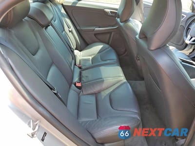 Zdjęcie 10 z 12 samochodu: 2014 VOLVO S60 T5 VIN:YV1612FH0E1280546 - miniatura