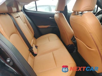 Zdjęcie 10 z 12 samochodu: 2021 LEXUS UX 250H VIN:JTHP9JBH4M2039616 - miniatura