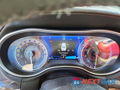 Zdjęcie 9 z 13 samochodu: 2021 CHRYSLER 300 TOURING VIN:2C3CCAAG9MH563124 - miniatura