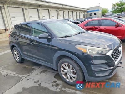 Czwarte zdjęcie samochodu z boku: 2020 HYUNDAI TUCSON SE VIN:KM8J23A44LU184269 - miniatura