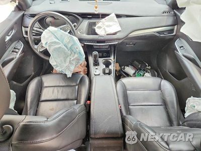 Zdjęcie 8 z 12 samochodu: 2020 CADILLAC XT4 PREMIUM LUXURY VIN:1GYFZDR46LF063838 - miniatura
