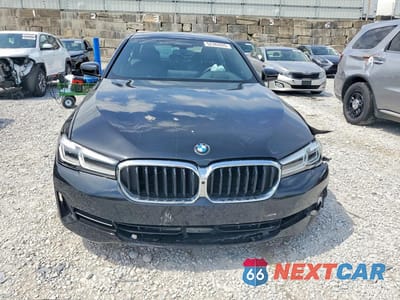 Piąte zdjęcie samochodu w środku: 2021 BMW 530 XI VIN:WBA13BJ06MWX21431 - miniatura