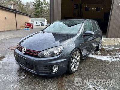 Drugie zdjęcie samochodu z przodu: 2013 VOLKSWAGEN GTI VIN:WVWGV7AJ6DW133817 - miniatura