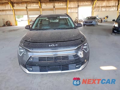 Piąte zdjęcie samochodu w środku: 2024 KIA NIRO SX TOURING VIN:KNDCT3LE9R5131859 - miniatura