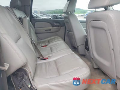 Zdjęcie 11 z 14 samochodu: 2008 CHEVROLET SUBURBAN K1500 LS VIN:1GNFK16398J231228 - miniatura