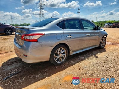 Trzecie zdjęcie samochodu z tyłu: 2014 NISSAN SENTRA SR VIN:3N1AB7AP2EY308421 - miniatura