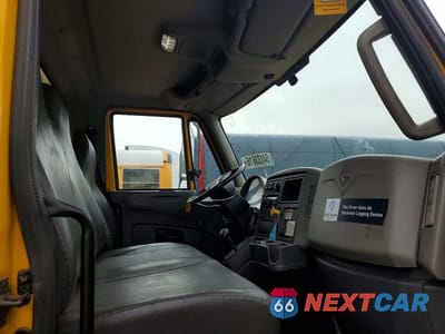 Zdjęcie 11 z 13 samochodu: 2018 INTERNATIONAL 4300 BOX TRUCK VIN:1HTMMMML1JH420373 - miniatura