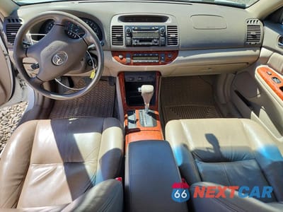 Zdjęcie 8 z 12 samochodu: 2002 TOYOTA CAMRY XLE V6 VIN:JTDBF30K420002122 - miniatura