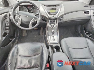 Zdjęcie 8 z 12 samochodu: 2012 HYUNDAI ELANTRA LIMITED VIN:KMHDH4AE1CU265773 - miniatura