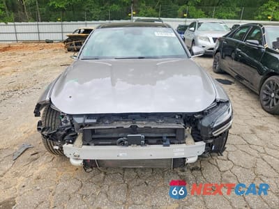 Piąte zdjęcie samochodu w środku: 2022 GENESIS G70 2.0T VIN:KMTG34TA0NU092293 - miniatura