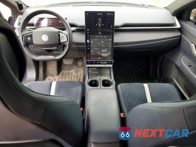 Zdjęcie 8 z 13 samochodu: 2023 FISKER OCEAN VIN:VCF1ZBU22PG005638 - miniatura