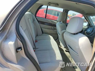 Zdjęcie 10 z 13 samochodu: 2008 MERCURY GRAND MARQUIS GS VIN:2MEFM74V38X614520 - miniatura