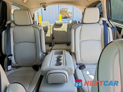 Zdjęcie 10 z 14 samochodu: 2026 HONDA ODYSSEY TOURING VIN:5FNRL6H85TB001100 - miniatura