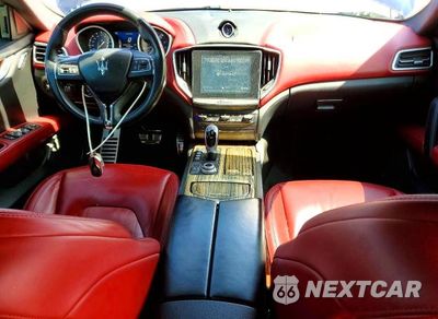 Zdjęcie 8 z 12 samochodu: 2018 MASERATI GHIBLI VIN:ZAM57YTA6J1299926 - miniatura