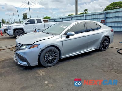 2023 TOYOTA CAMRY XSE 4T1K61AKXPU838368 - główne zdjęcie licytacji z USA - miniatura