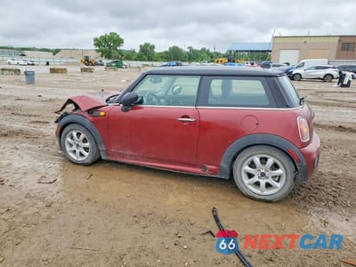 Drugie zdjęcie samochodu z przodu: 2009 MINI COOPER VIN:WMWMF335X9TW72889 - miniatura