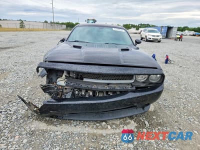 Piąte zdjęcie samochodu w środku: 2012 DODGE CHALLENGER SXT VIN:2C3CDYAG9CH174780 - miniatura