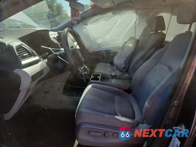 Zdjęcie 7 z 13 samochodu: 2019 HONDA ODYSSEY EX VIN:5FNRL6H5XKB086438 - miniatura