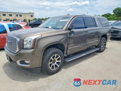 2015 GMC YUKON XL DENALI 1GKS2JKJ4FR695994 - główne zdjęcie licytacji z USA - miniatura