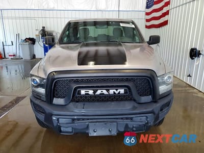 Piąte zdjęcie samochodu w środku: 2021 RAM 1500 CLASSIC SLT VIN:1C6RR7GG4MS527730 - miniatura